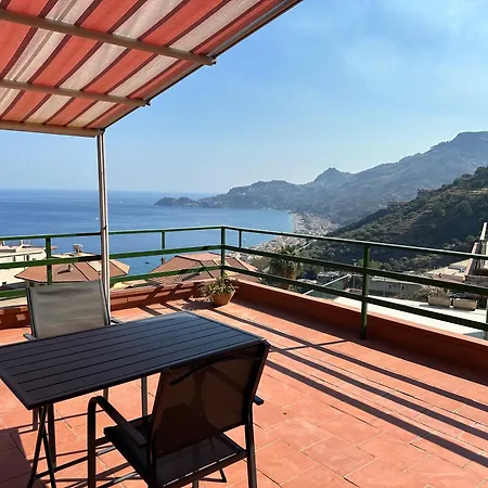 La La Land Villa Letojanni Exterior photo